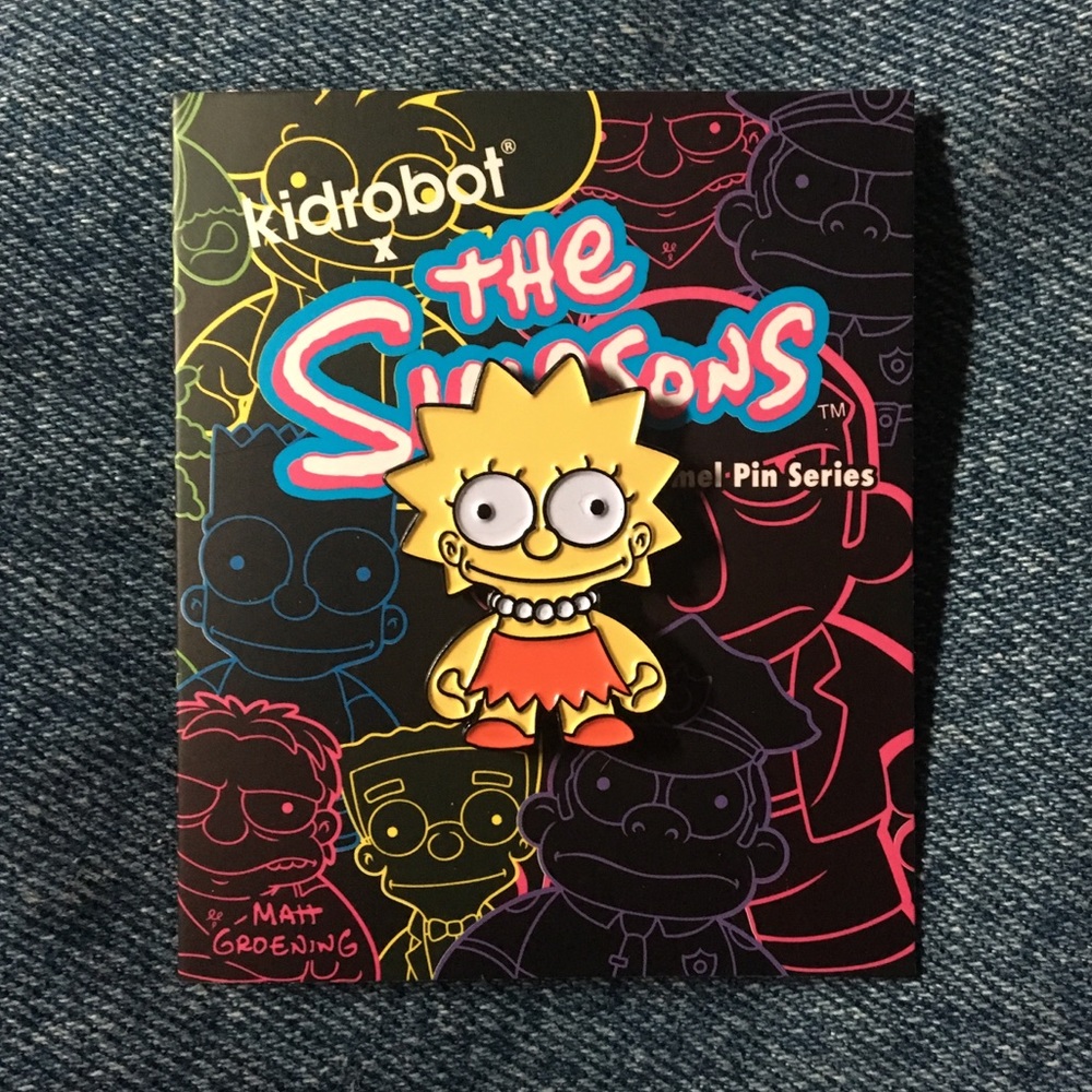 Kidrobot x Simpsons Lisa enamel pin